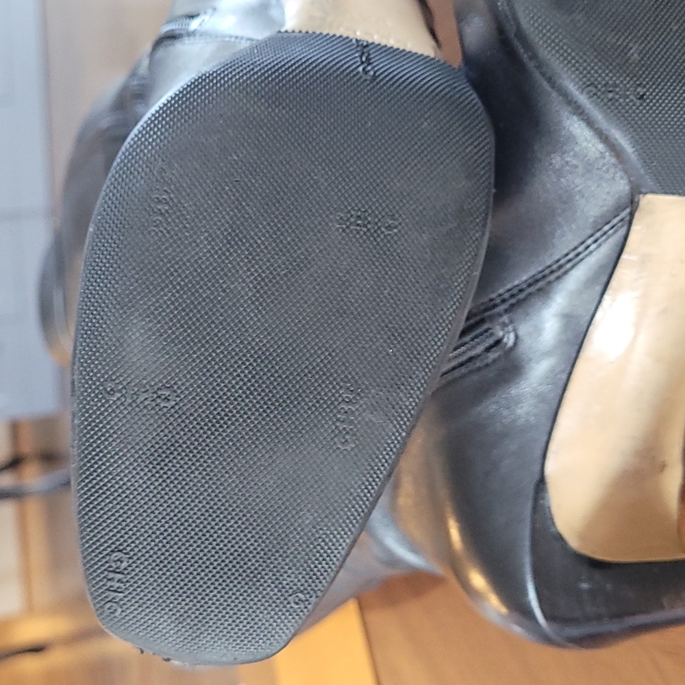 Gucci knee high leather boots - Picture 5 of 15